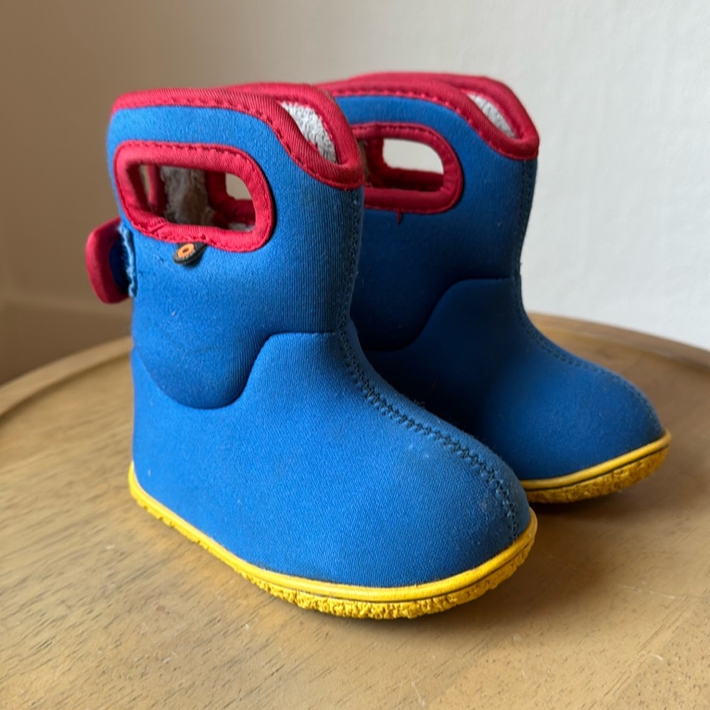 Baby Bogs, Size 5T